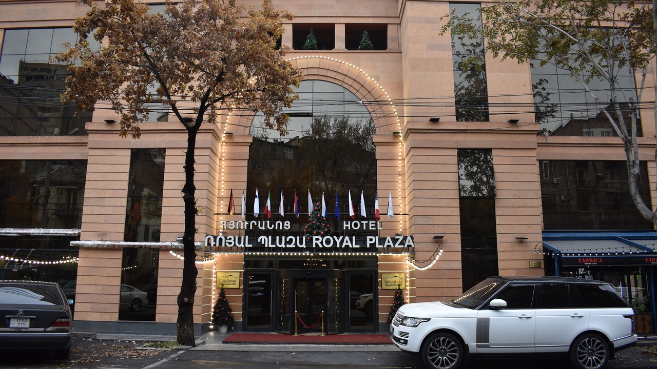 تور ارزان Royal Plaza by Stellar_963.png